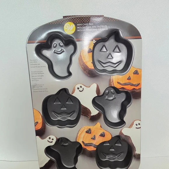 Set Of 3 WILTON Halloween Jack O Lantern Carved Pumpkin Mini Cake Pan Non Stick - Picture 5 of 7